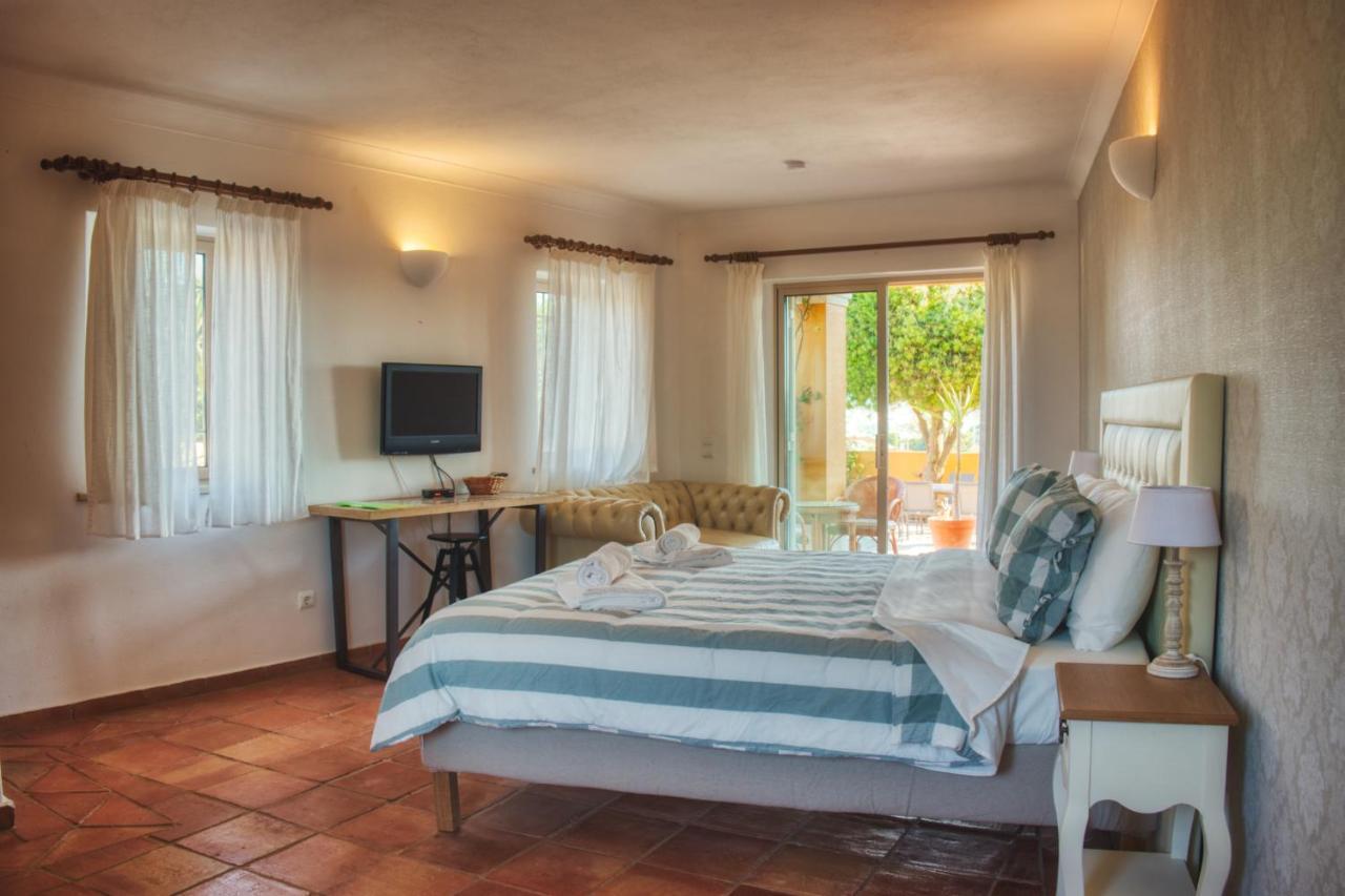 Moonshine Guest House With Private Studios And Private Cottage Lagos Dış mekan fotoğraf