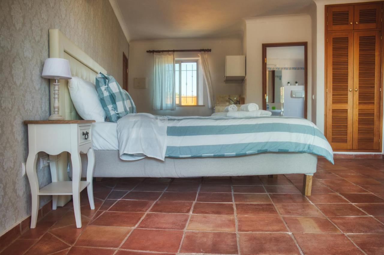 Moonshine Guest House With Private Studios And Private Cottage Lagos Dış mekan fotoğraf