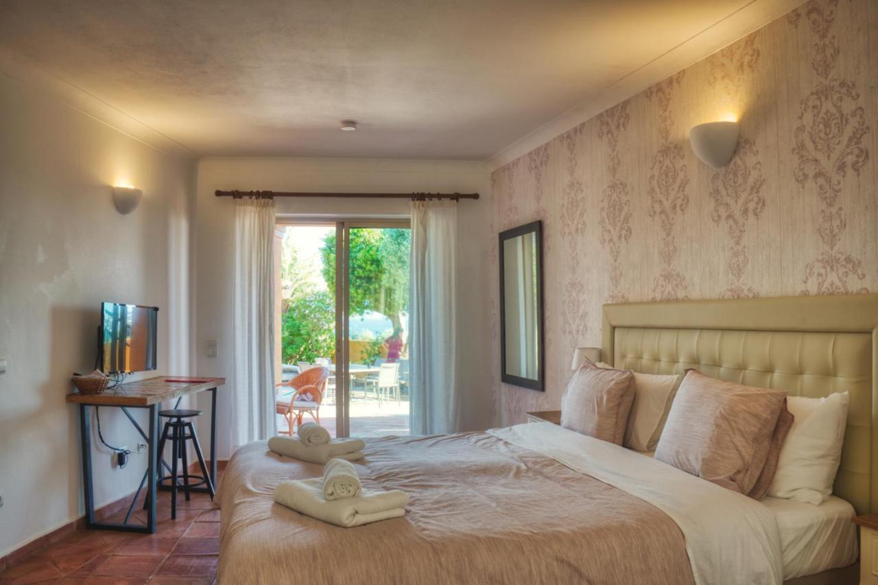 Moonshine Guest House With Private Studios And Private Cottage Lagos Dış mekan fotoğraf