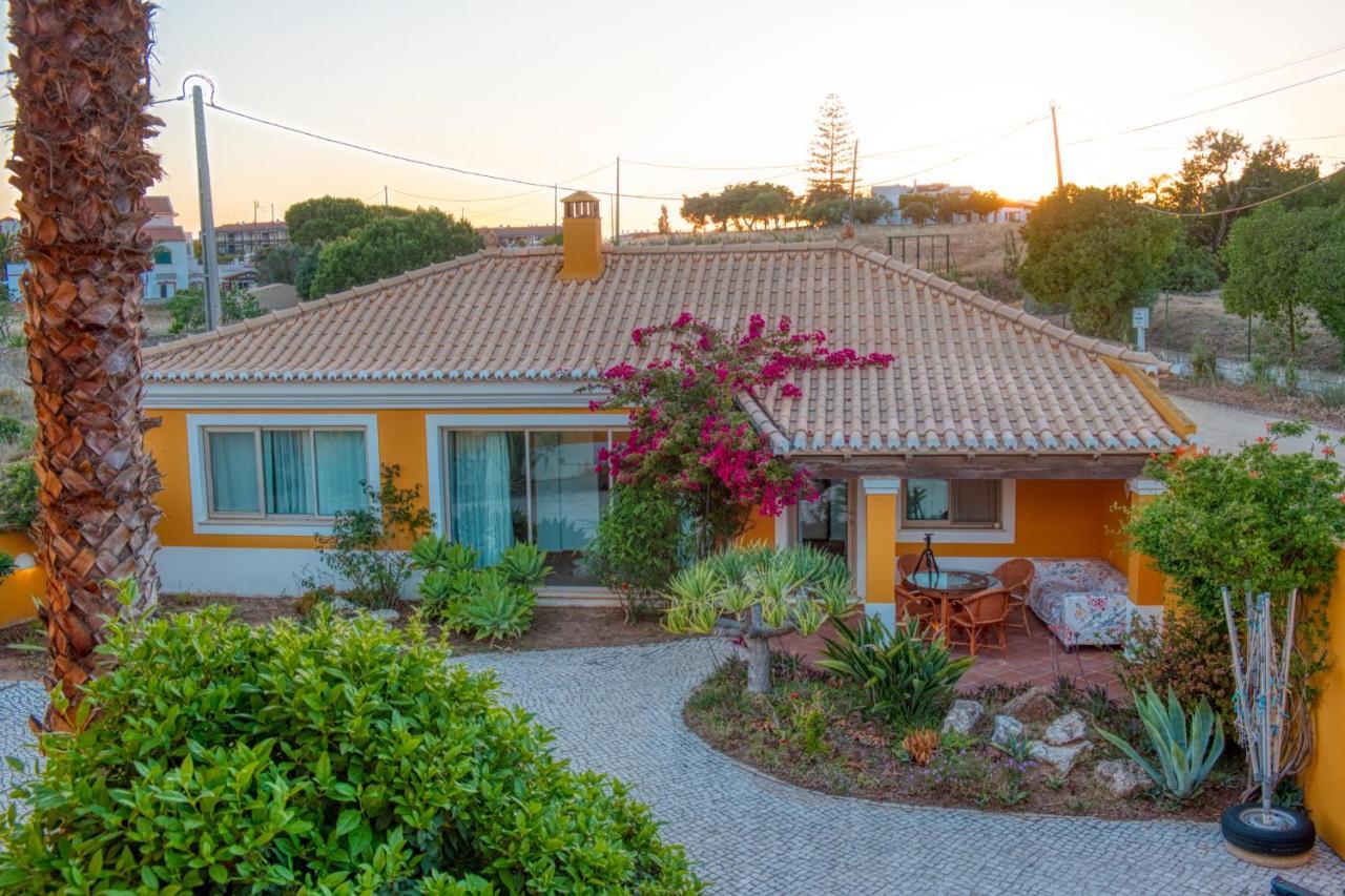 Moonshine Guest House With Private Studios And Private Cottage Lagos Dış mekan fotoğraf