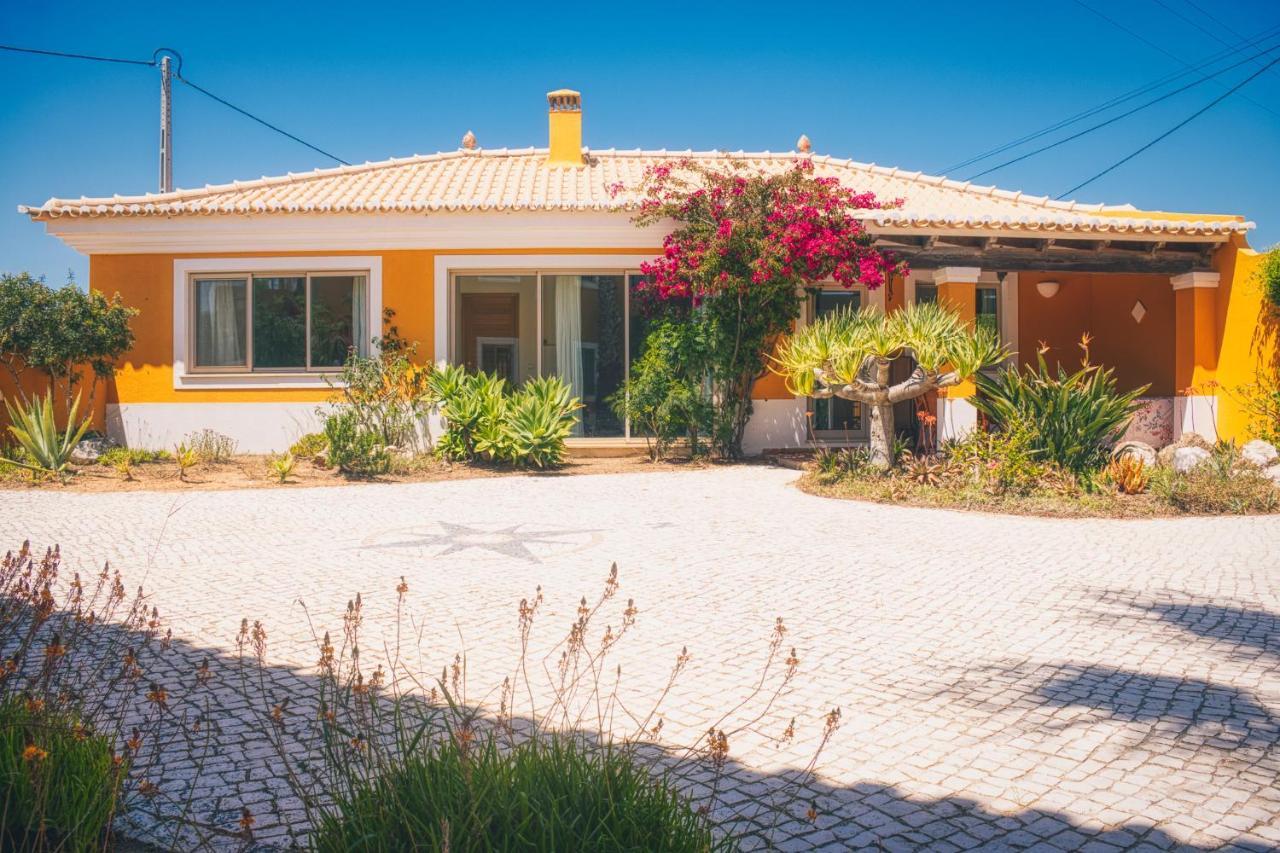 Moonshine Guest House With Private Studios And Private Cottage Lagos Dış mekan fotoğraf