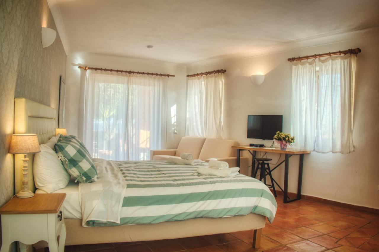 Moonshine Guest House With Private Studios And Private Cottage Lagos Dış mekan fotoğraf
