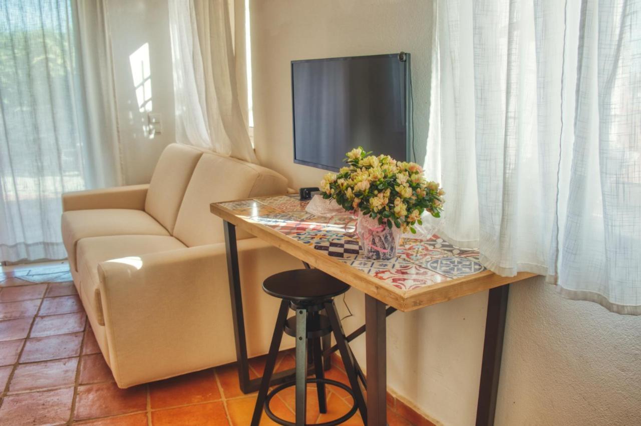 Moonshine Guest House With Private Studios And Private Cottage Lagos Dış mekan fotoğraf