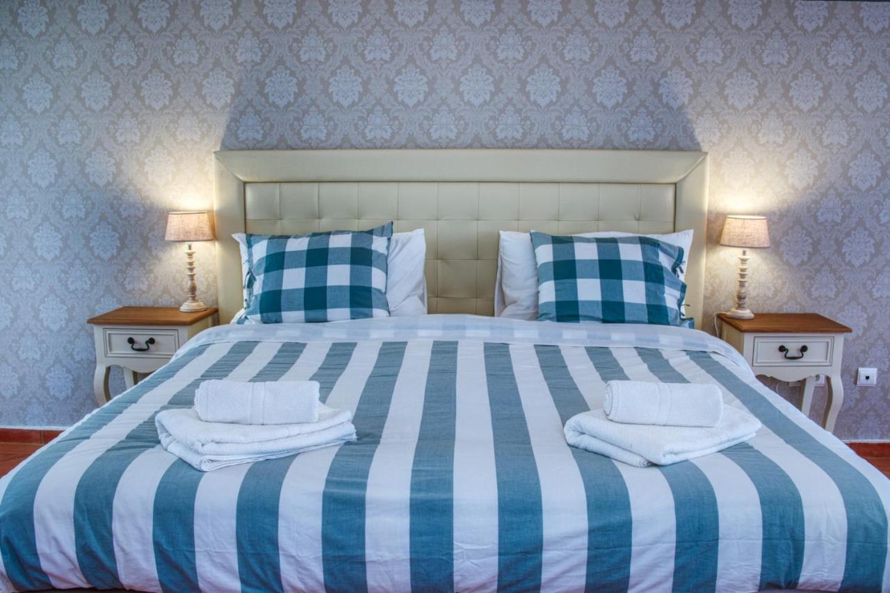Moonshine Guest House With Private Studios And Private Cottage Lagos Dış mekan fotoğraf